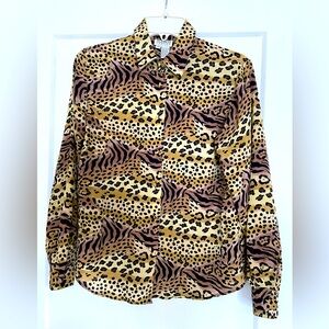 Allison Taylor petite 100% silk blouse. Petite small.